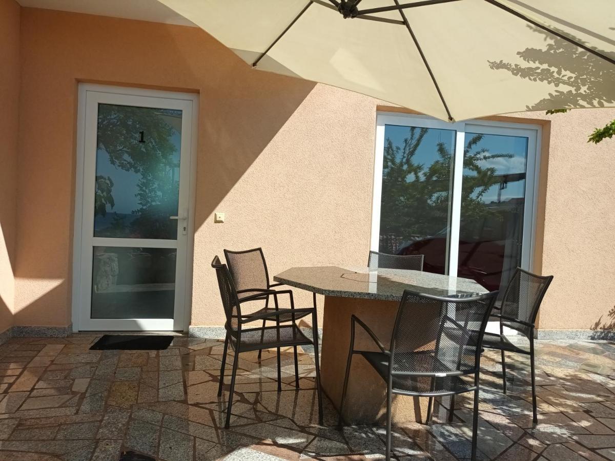 Sea & Honey Apartment Krk Town Exterior photo